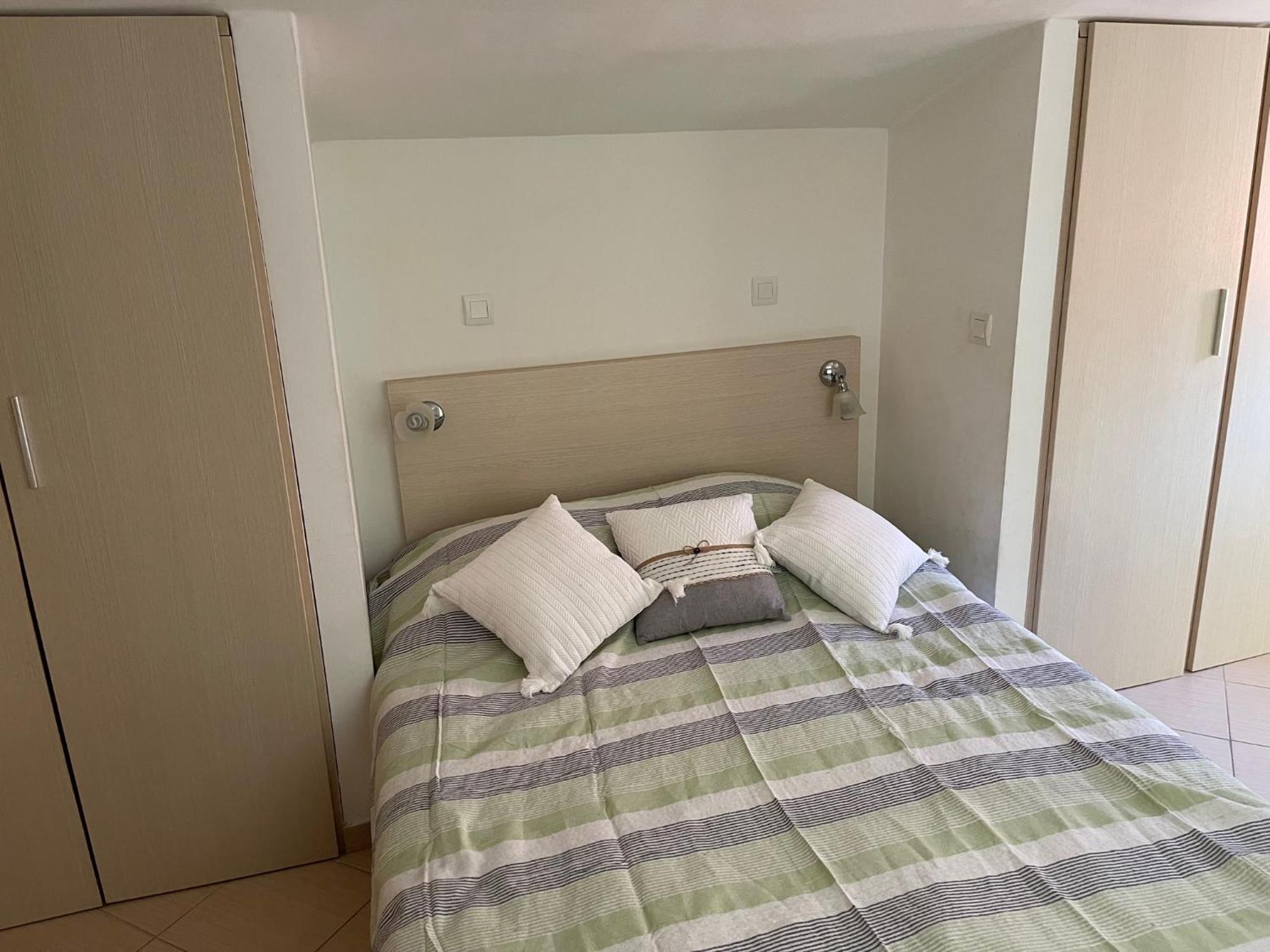 Appartement Corse Balagne Les Terrasses De Lozari Secteur Ile Rousse à Belgodère Extérieur photo